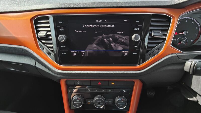 VOLKSWAGEN T-ROC