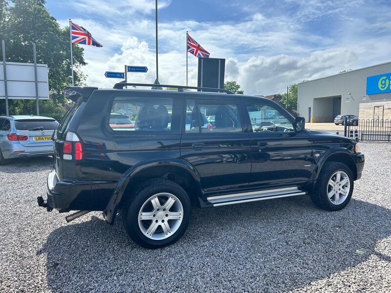 MITSUBISHI SHOGUN SPORT