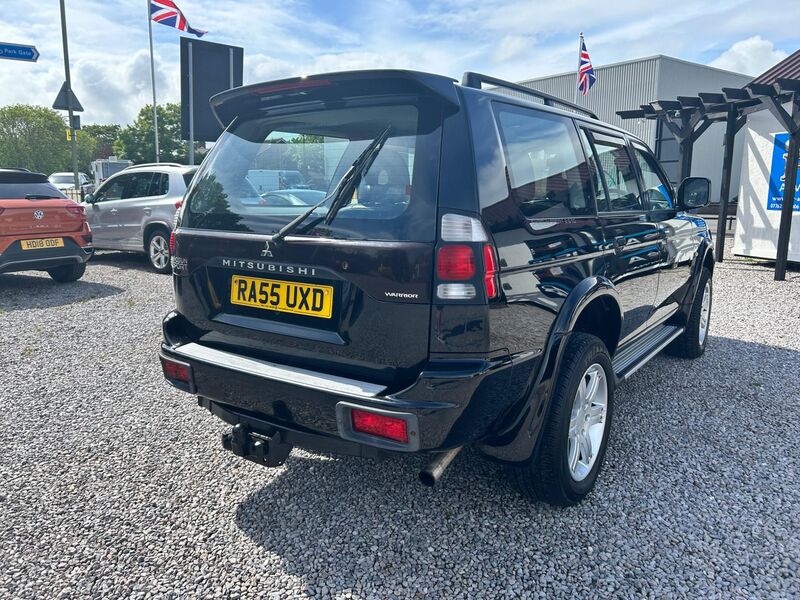 MITSUBISHI SHOGUN SPORT