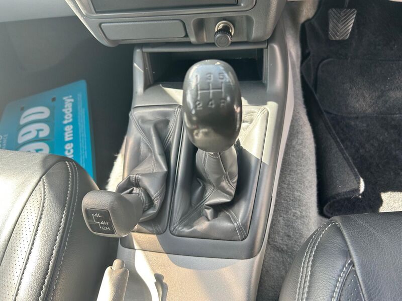 MITSUBISHI SHOGUN SPORT
