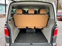 VOLKSWAGEN TRANSPORTER SHUTTLE