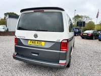 VOLKSWAGEN TRANSPORTER SHUTTLE