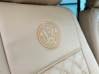 VOLKSWAGEN TRANSPORTER SHUTTLE