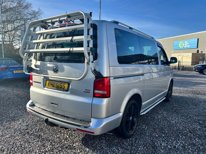VOLKSWAGEN CARAVELLE