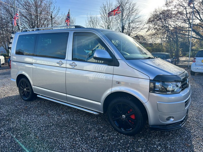 VOLKSWAGEN CARAVELLE