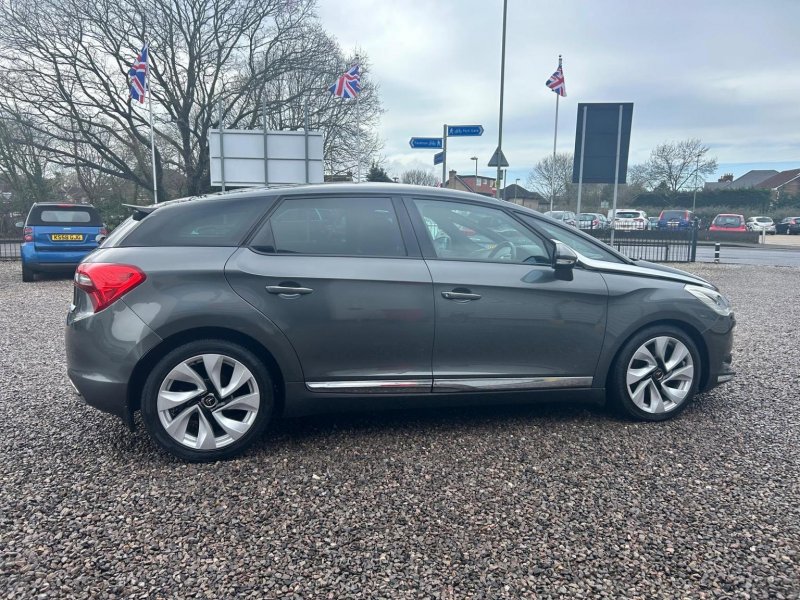 CITROEN DS5
