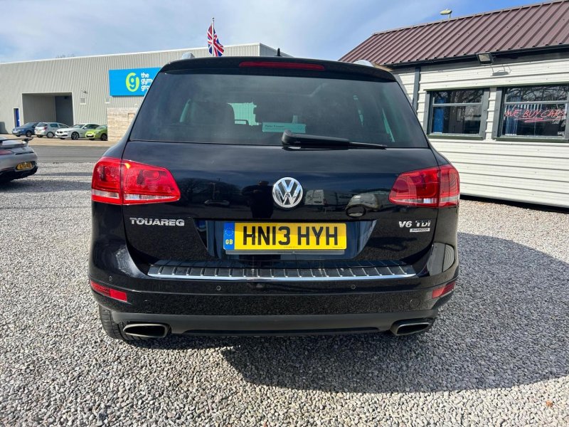 VOLKSWAGEN TOUAREG