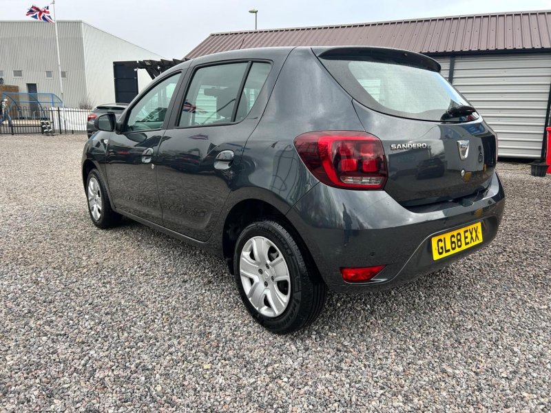 DACIA SANDERO