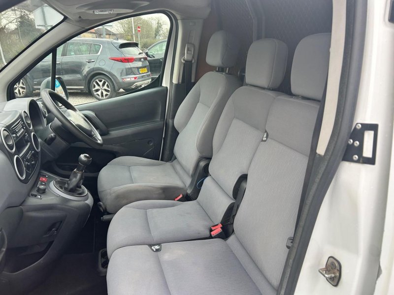 PEUGEOT PARTNER